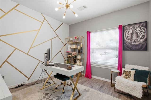 703 W Teri Drive, Siloam Springs, AR 72761