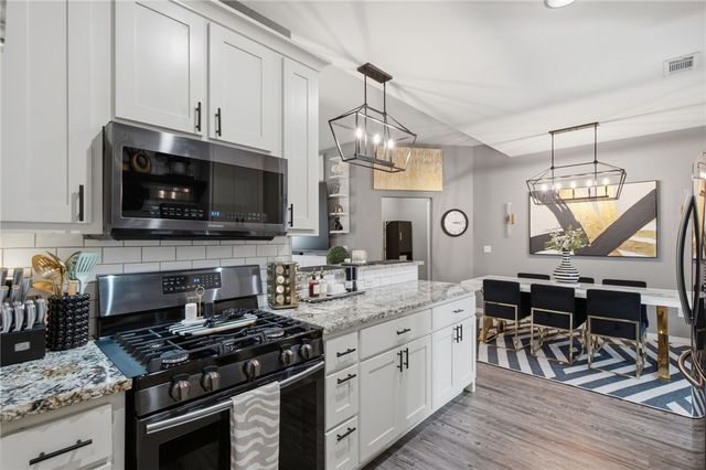 703 W Teri Drive, Siloam Springs, AR 72761
