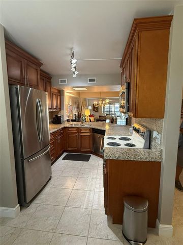 23380 Carolwood Lane 408, Boca Raton, FL 33428