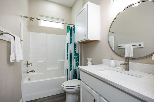 14924 Smugglers Cove Dr, Corpus Christi, TX 78418