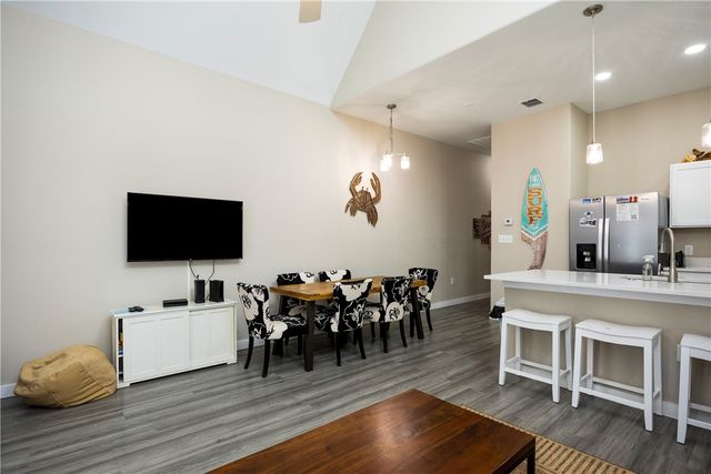 14924 Smugglers Cove Dr, Corpus Christi, TX 78418