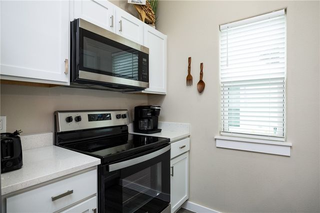 14924 Smugglers Cove Dr, Corpus Christi, TX 78418