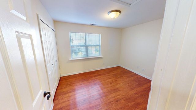 1985 Westview Lane, Round Lake Beach, IL 60073