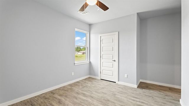 213 Olde Mill Court, Jones, OK 73049