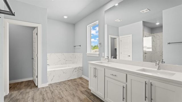 213 Olde Mill Court, Jones, OK 73049