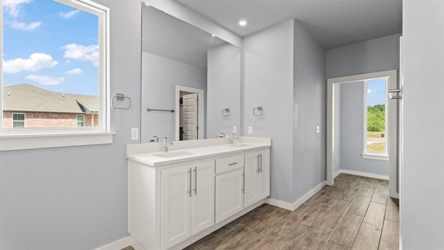 213 Olde Mill Court, Jones, OK 73049