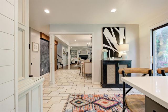 3725 Coachlight Drive, Edmond, OK 73013