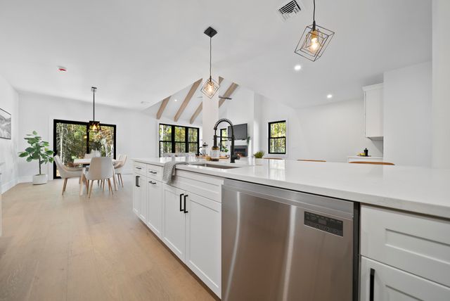 53 Trails Edge Road, Windham, NH 03087