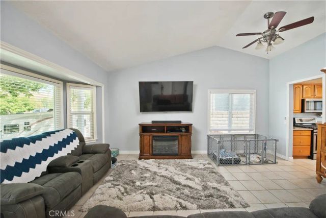 31910 Green Hill, Castaic, CA 91384