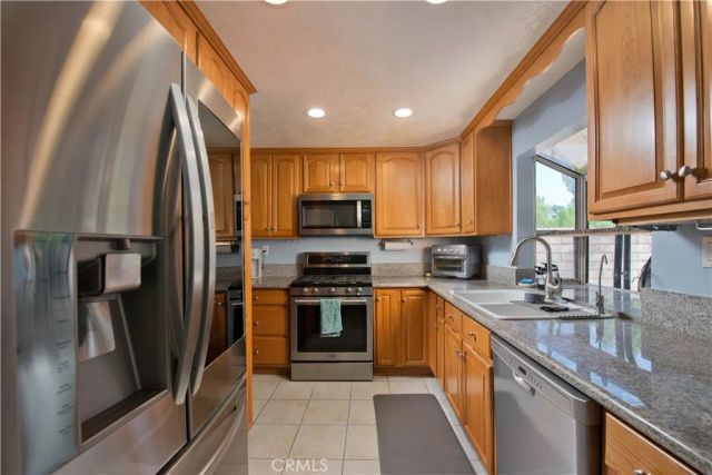 31910 Green Hill, Castaic, CA 91384