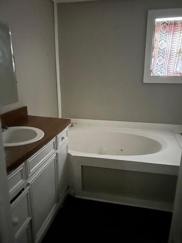 111 Lazy Trail, Conroe, TX 77316