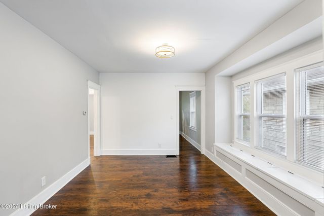 1309 Lydia St, Louisville, KY 40217