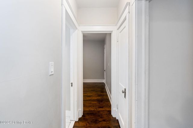 1309 Lydia St, Louisville, KY 40217