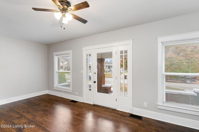 1309 Lydia St, Louisville, KY 40217
