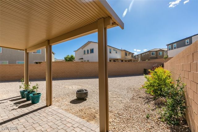 10439 Sadie Blake Avenue, Las Vegas, NV 89166