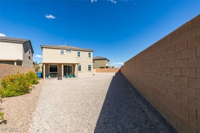 10439 Sadie Blake Avenue, Las Vegas, NV 89166