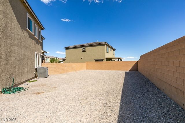 10439 Sadie Blake Avenue, Las Vegas, NV 89166