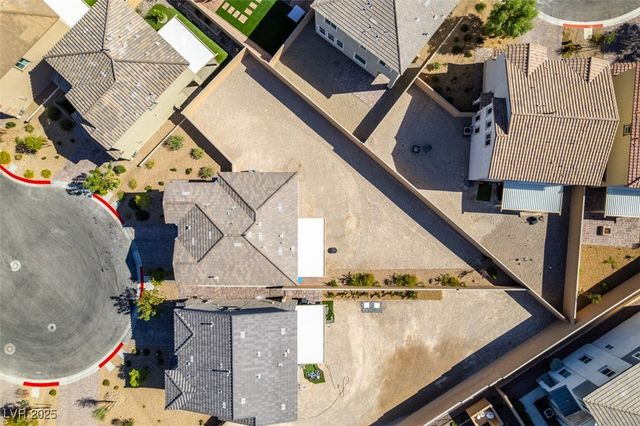 10439 Sadie Blake Avenue, Las Vegas, NV 89166