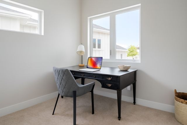 1668 Olde Brandy Lane, Davenport, IA 52807