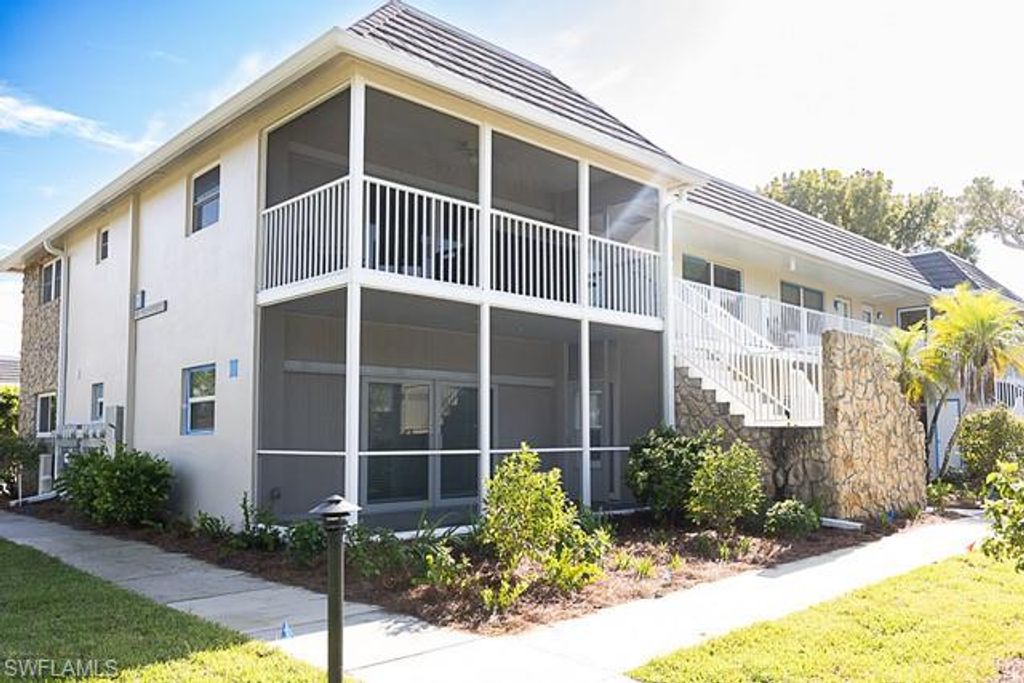 601 Periwinkle WAY D5, SANIBEL, FL 33957 — photo 2