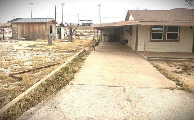 1302 Kilborn, Rankin, TX 79778