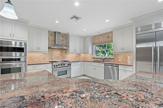 15839 Silverado CT, Fort Myers, FL 33908