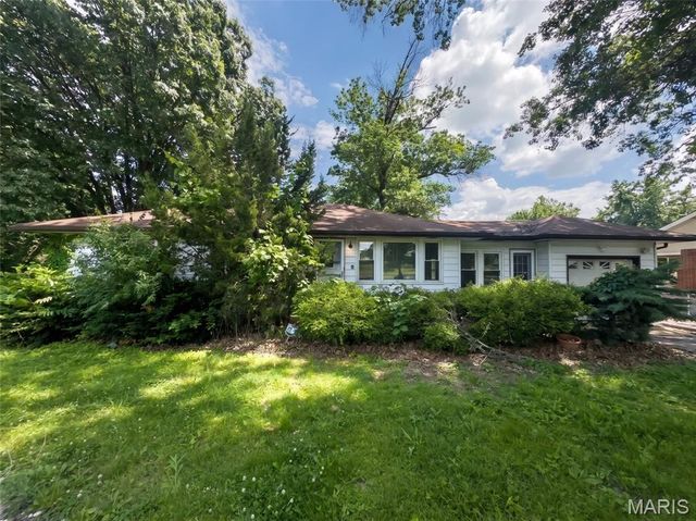 11424 Larimore Road, St Louis, MO 63138