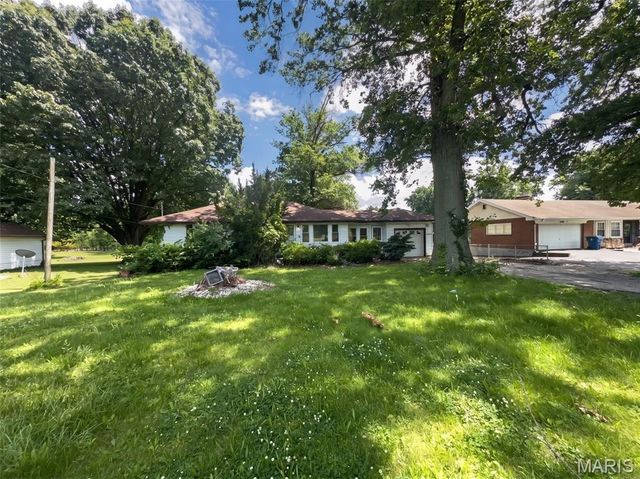 11424 Larimore Road, St Louis, MO 63138