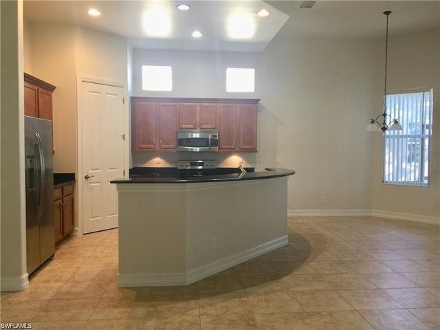 6473 Caldecott DR, Naples, FL 34113