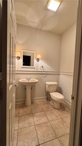 320 Steeplechase Dr, Cranberry Twp, PA 16066