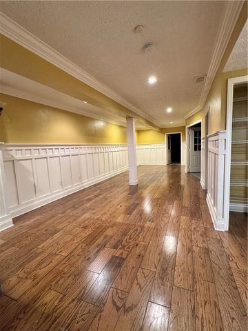 320 Steeplechase Dr, Cranberry Twp, PA 16066