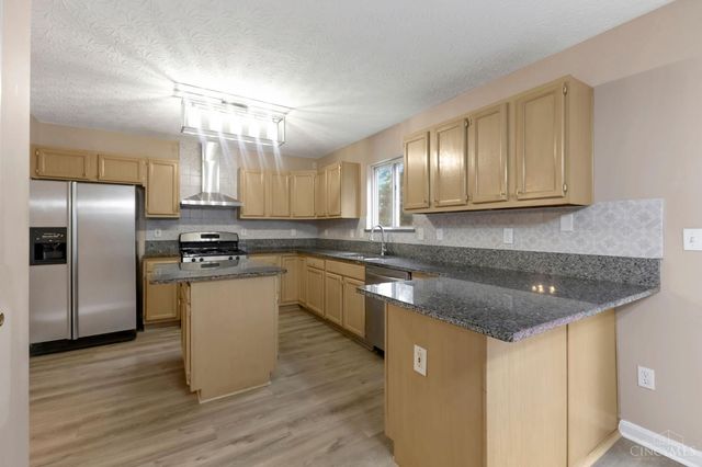 8017 Birchwood Court, Deerfield Twp., OH 45040