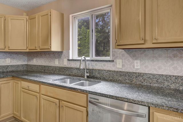 8017 Birchwood Court, Deerfield Twp., OH 45040