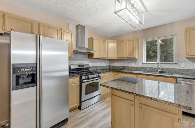 8017 Birchwood Court, Deerfield Twp., OH 45040