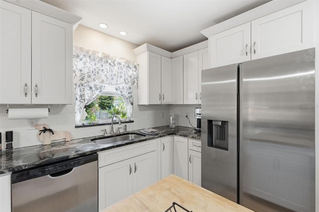 179 E CANAL DRIVE, Palm Harbor, FL 34684