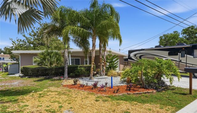 179 E CANAL DRIVE, Palm Harbor, FL 34684