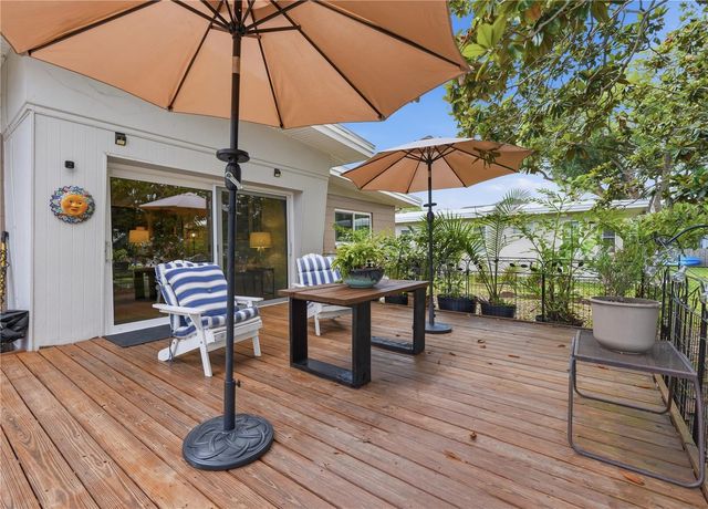 179 E CANAL DRIVE, Palm Harbor, FL 34684