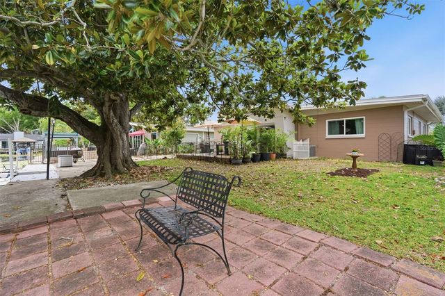 179 E CANAL DRIVE, Palm Harbor, FL 34684