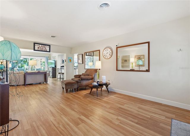 179 E CANAL DRIVE, Palm Harbor, FL 34684