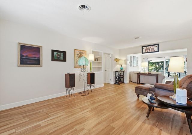 179 E CANAL DRIVE, Palm Harbor, FL 34684