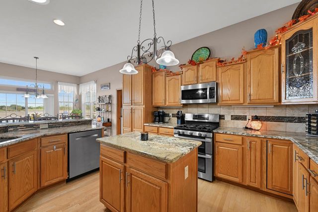 W125S8568 Country View COURT, Muskego, WI 53150