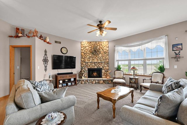 W125S8568 Country View COURT, Muskego, WI 53150
