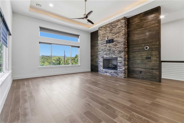 53 Chelmsworth Drive, Bella Vista, AR 72715
