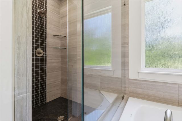 53 Chelmsworth Drive, Bella Vista, AR 72715