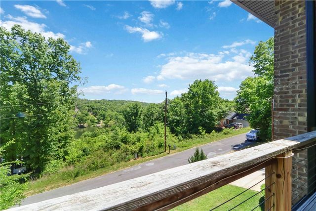 53 Chelmsworth Drive, Bella Vista, AR 72715
