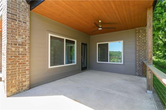 53 Chelmsworth Drive, Bella Vista, AR 72715