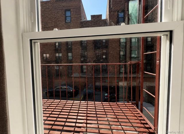 3520 Tryon Avenue 208, Bronx, NY 10467