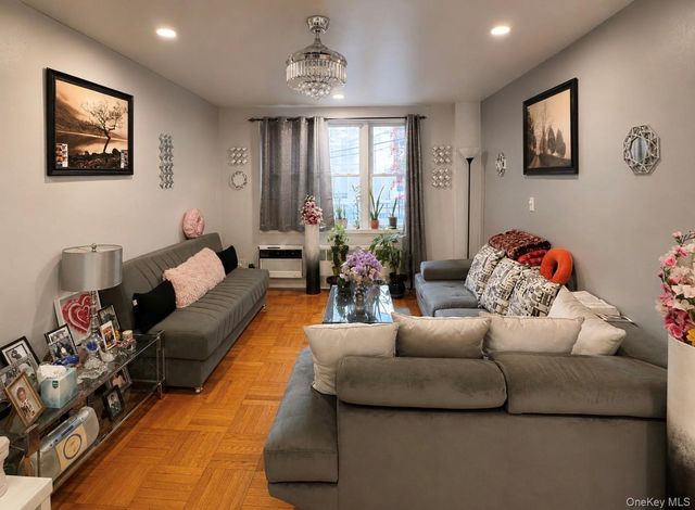 3520 Tryon Avenue 208, Bronx, NY 10467