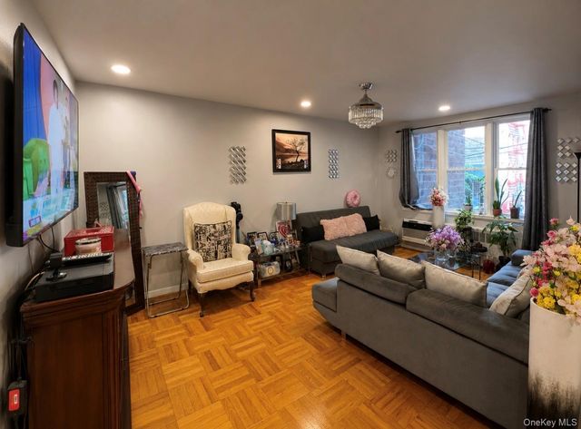 3520 Tryon Avenue 208, Bronx, NY 10467
