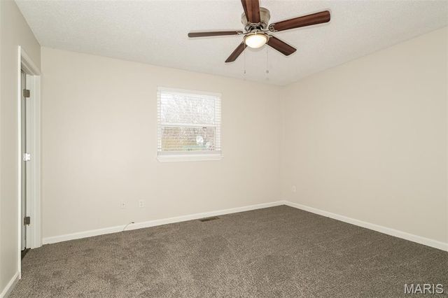 3515 Ridgewood Drive, St Charles, MO 63303